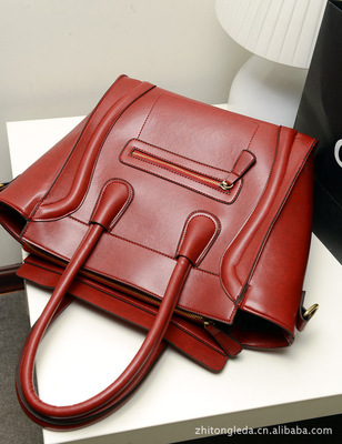 L-207笑臉牌殺手包 復(fù)古與時尚的完美融合